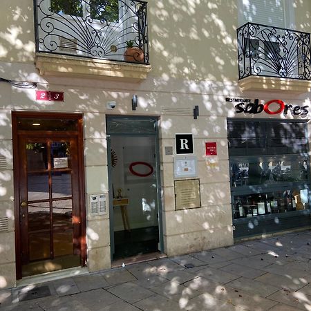 Alojamiento En Pleno Centro Con Wifi Y Aire Acondicionado Logroño Buitenkant foto