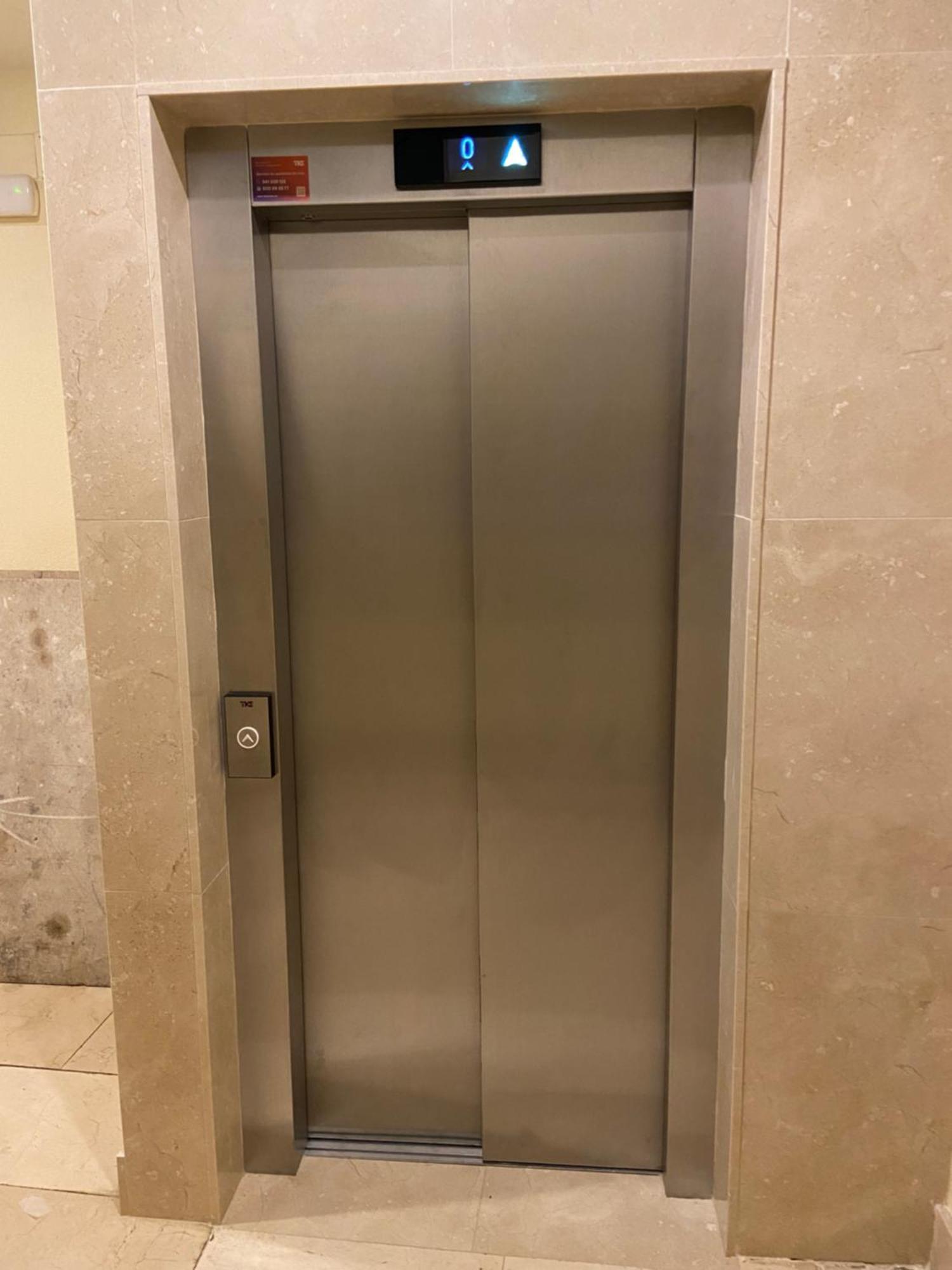 Alojamiento En Pleno Centro Con Wifi Y Aire Acondicionado Logroño Buitenkant foto
